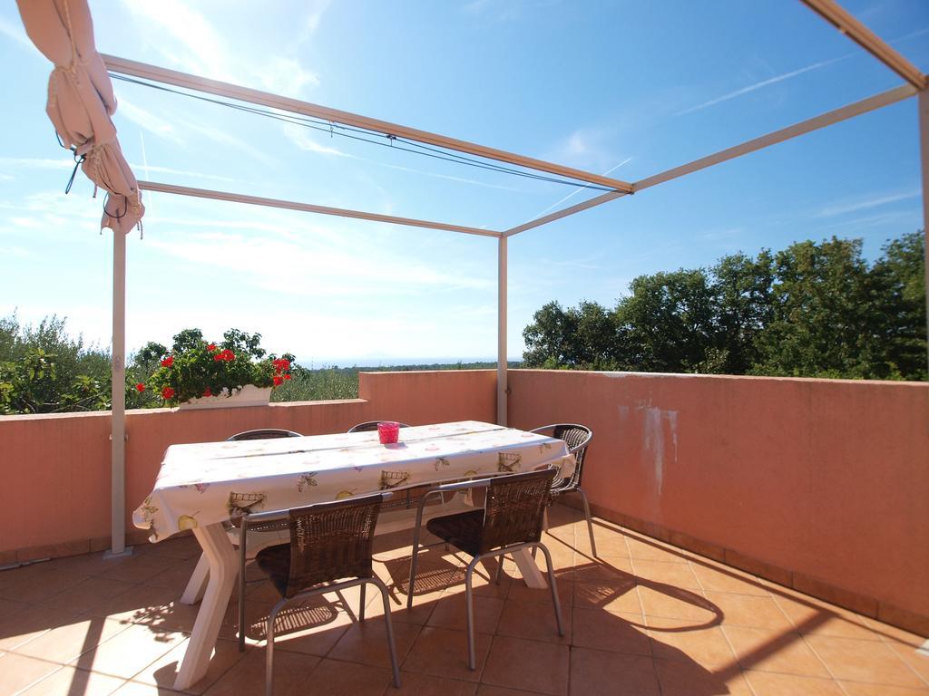 Apartment Luisa 1437 Peruški المظهر الخارجي الصورة
