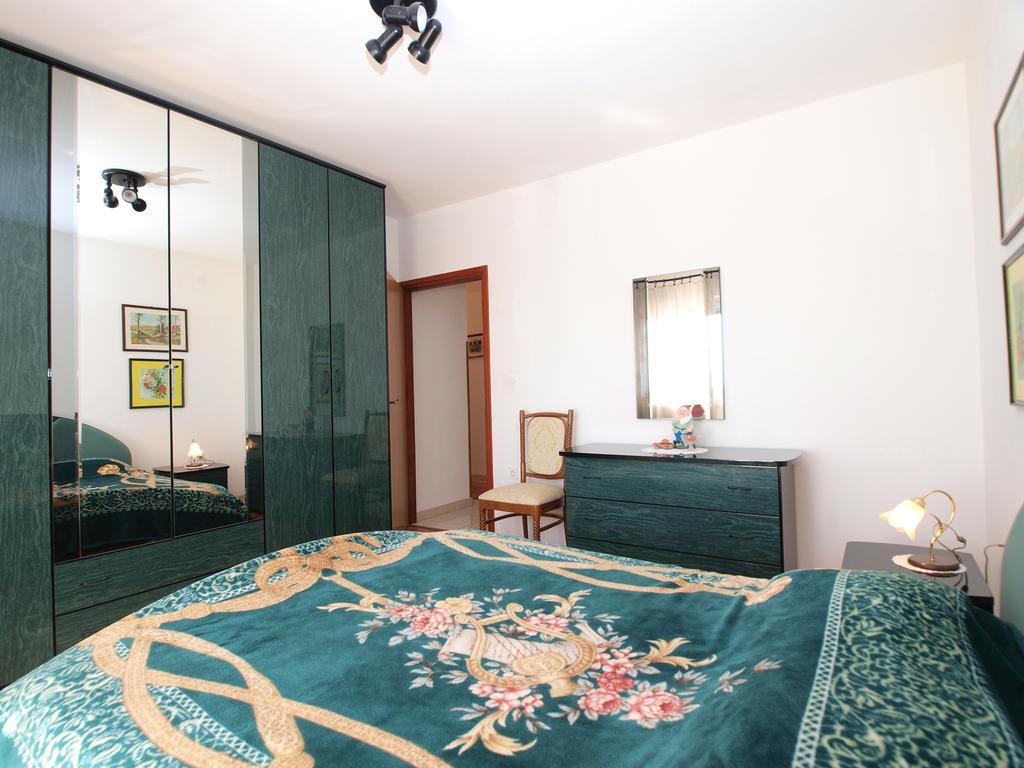 Apartment Luisa 1437 Peruški المظهر الخارجي الصورة