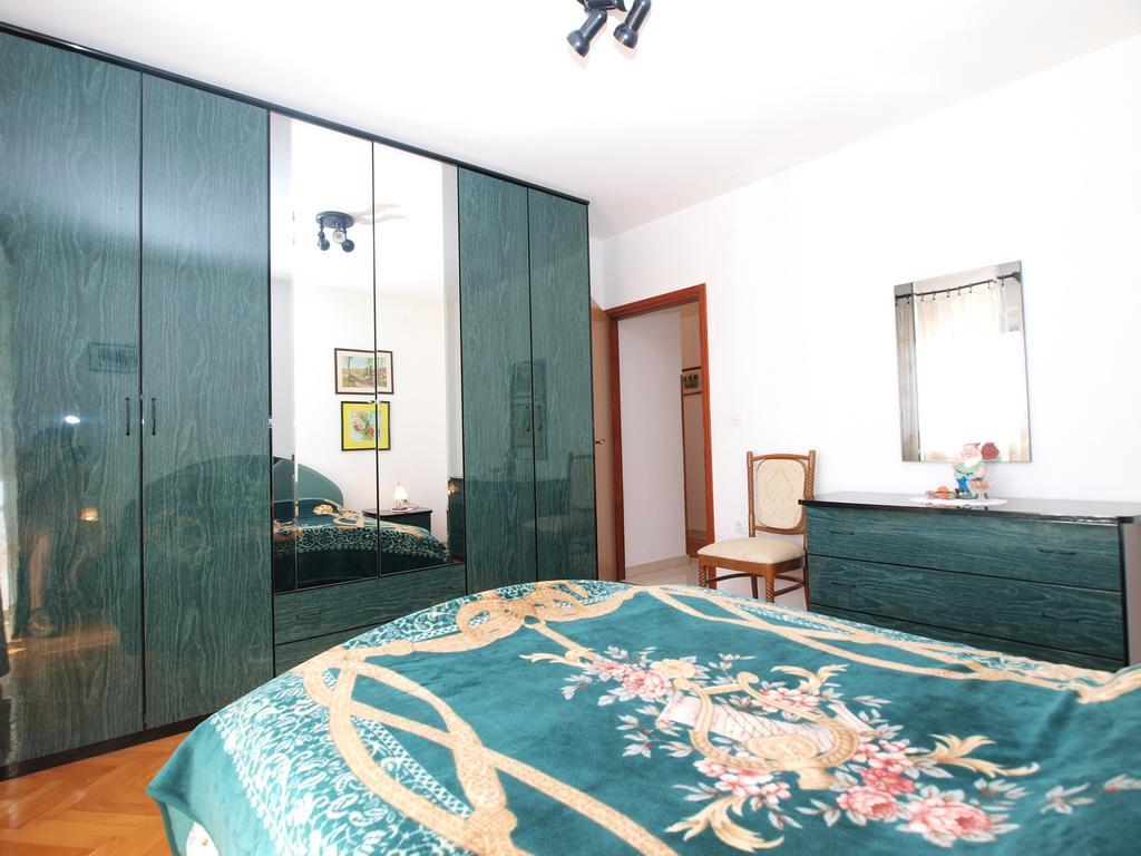 Apartment Luisa 1437 Peruški المظهر الخارجي الصورة