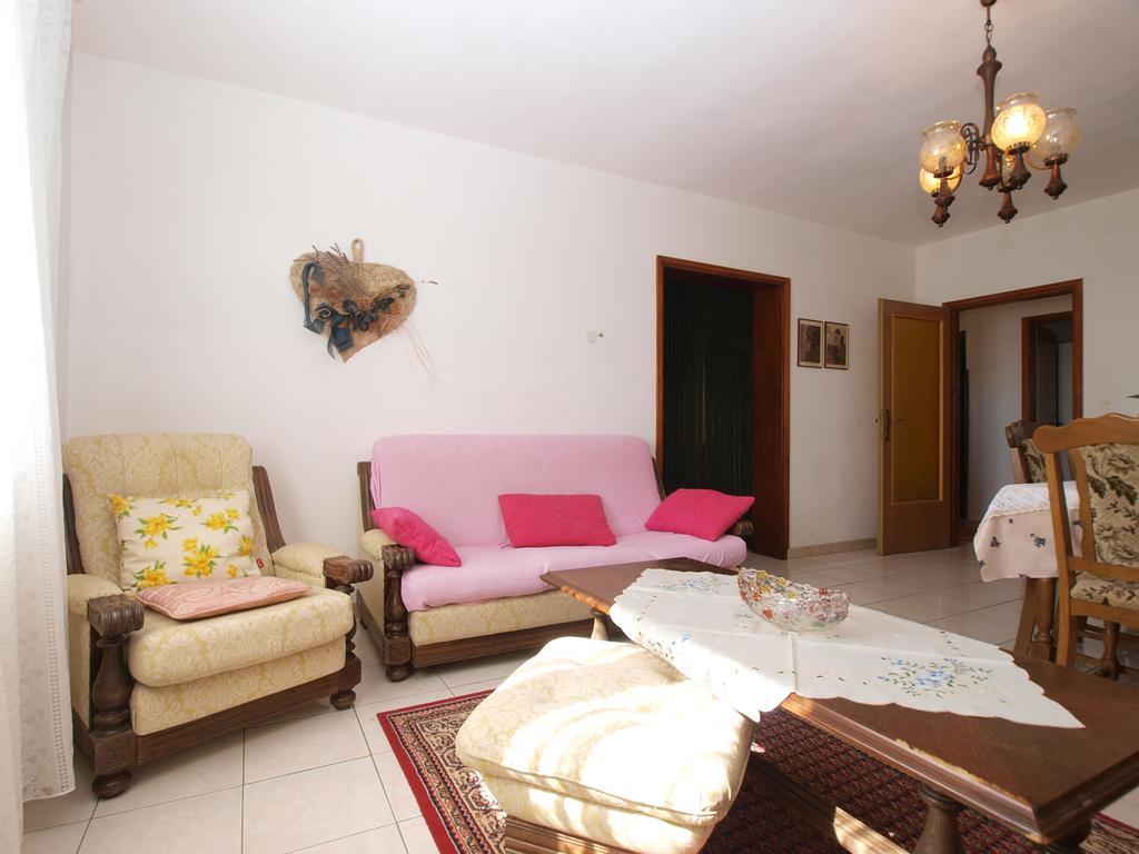 Apartment Luisa 1437 Peruški المظهر الخارجي الصورة