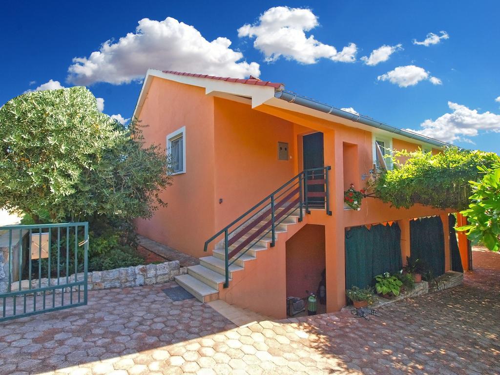 Apartment Luisa 1437 Peruški المظهر الخارجي الصورة