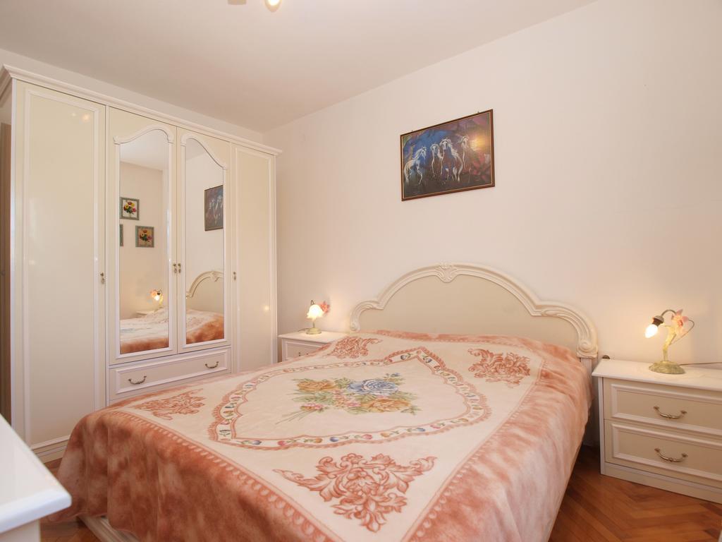 Apartment Luisa 1437 Peruški المظهر الخارجي الصورة