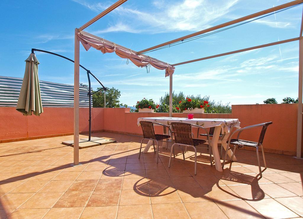 Apartment Luisa 1437 Peruški المظهر الخارجي الصورة